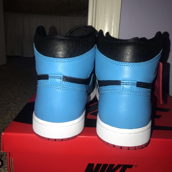 Air Jordan 1 UNC to Chicago 7 women’s / 5.5 Boys - Picture 5 of 5